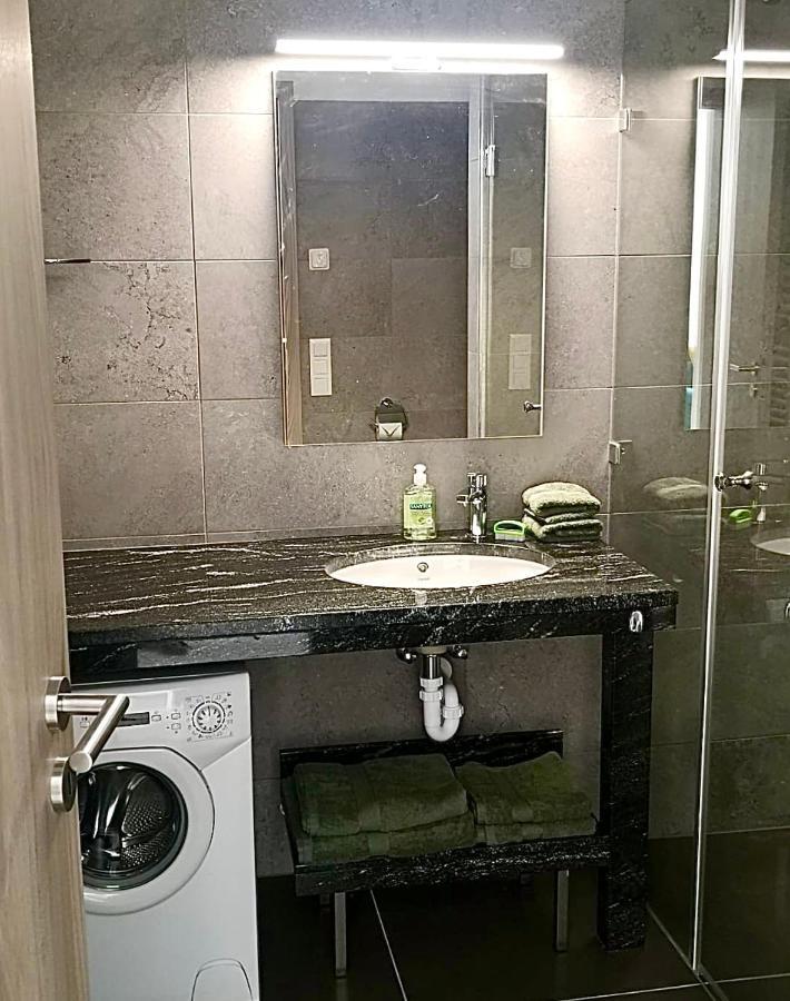 Lotusbluete Appartement In Heviz Mit Tiefgarage Und Panoramaterrasse 外观 照片